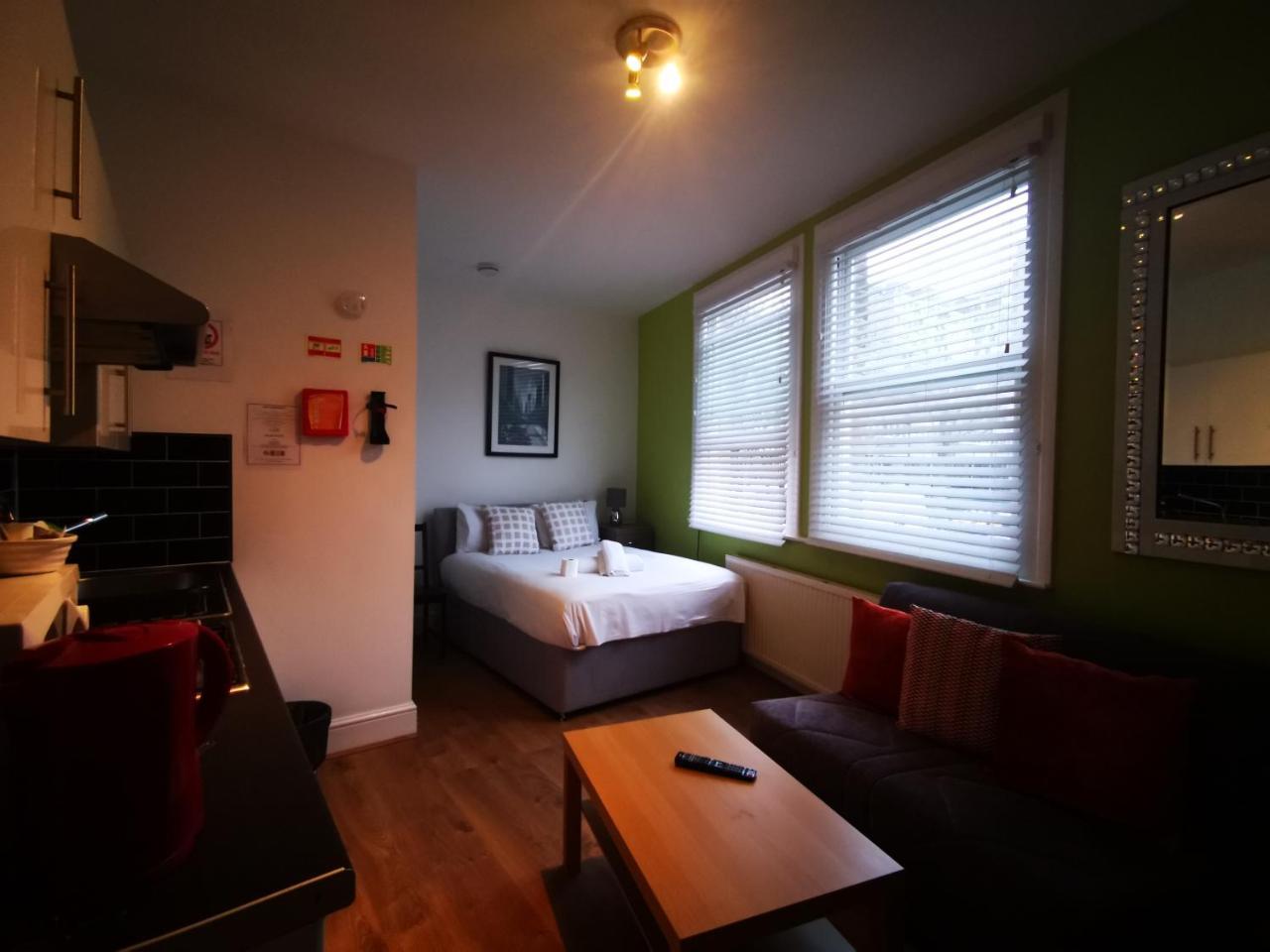 Capital Host- Apartments Euston Лондон Екстер'єр фото